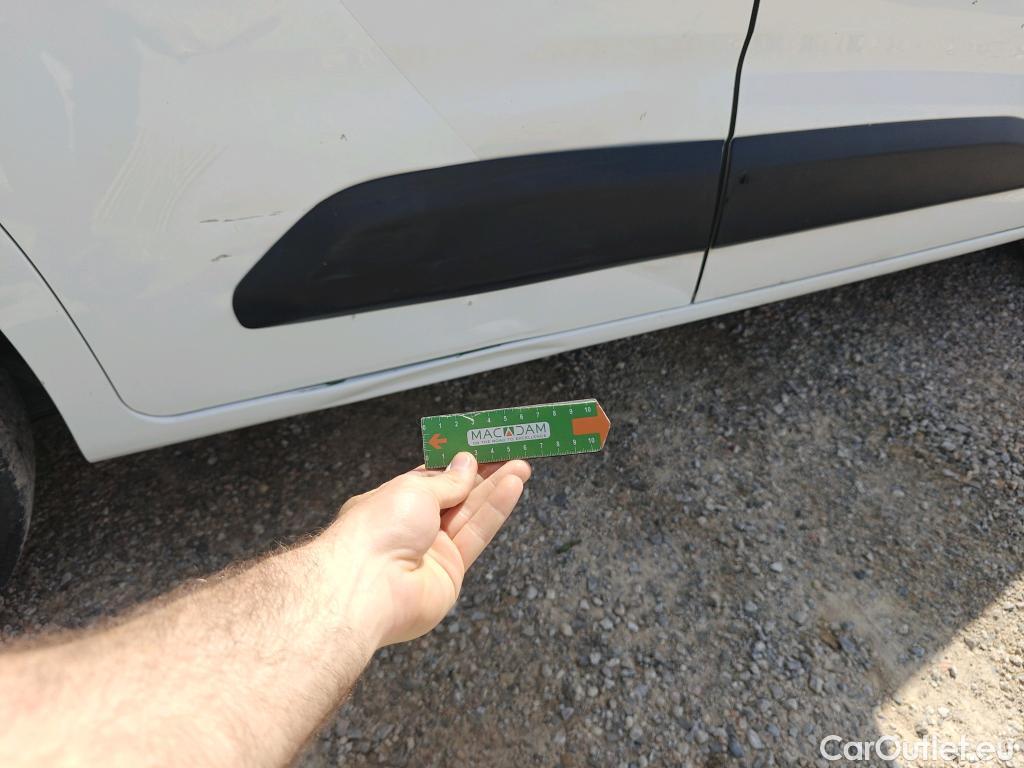  Peugeot  Partner PEUGEOT  / 2018 / 3P / furgón derivado de turismo Pro Standard 600kg BlueHDi 73kW (AC) #14