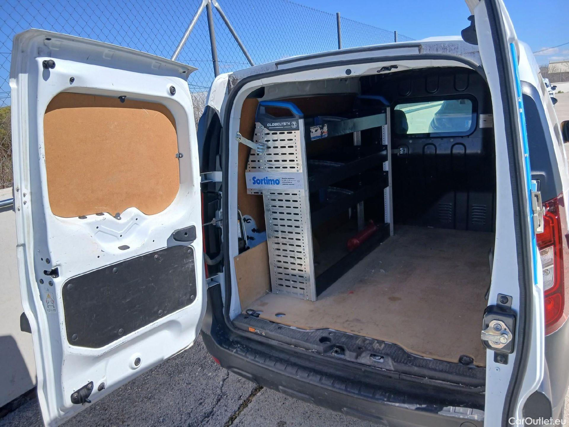  Renault  EXPRESS RENAULT  / 2021 / 4P / furgón derivado de turismo Confort 1.5 Blue dCi 70 kW (95 cv) #28