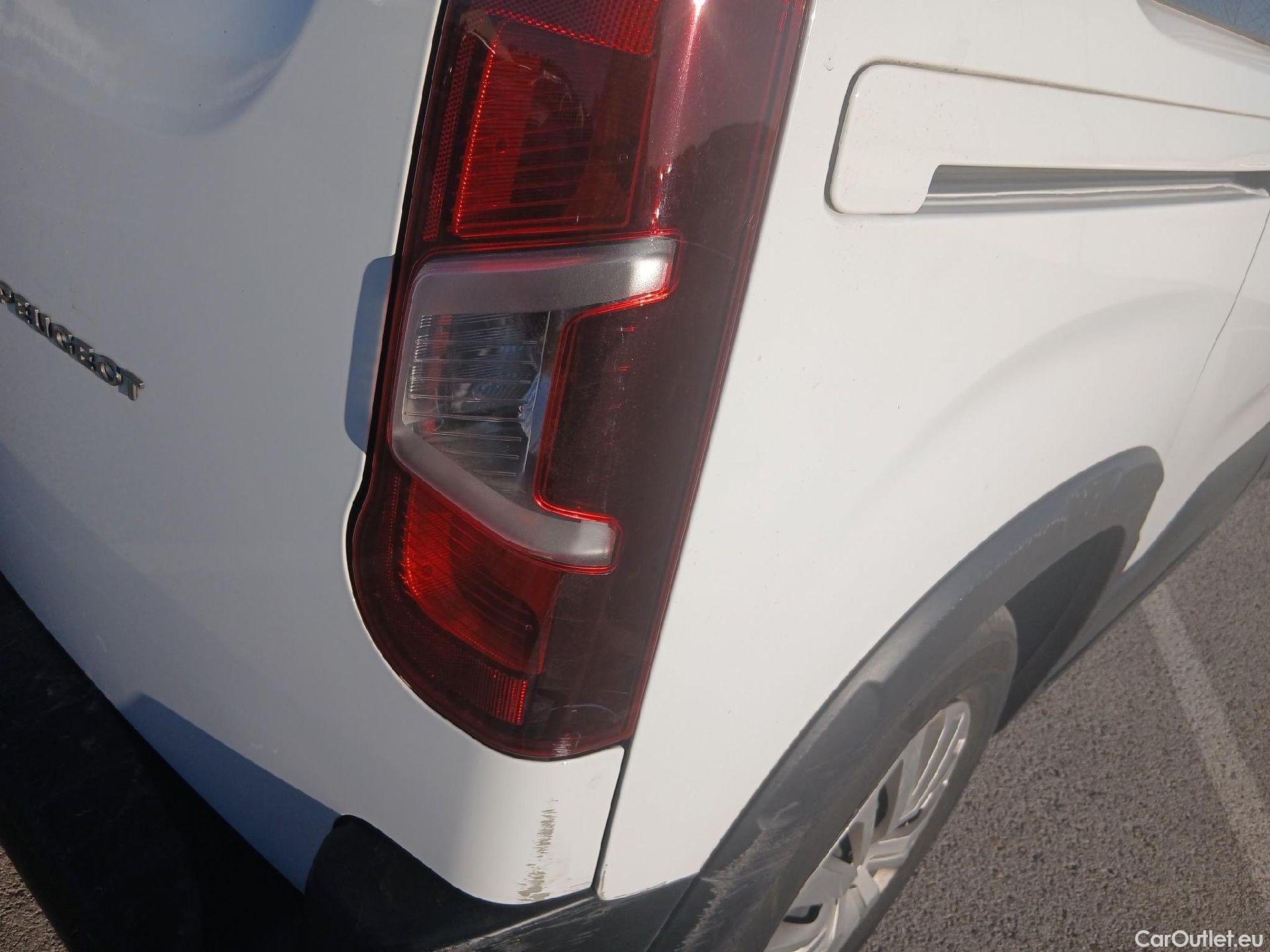  Peugeot  RIFTER PEUGEOT  / 2018 / 4P / combi Active Standard BlueHDi 73kW (IND) #46