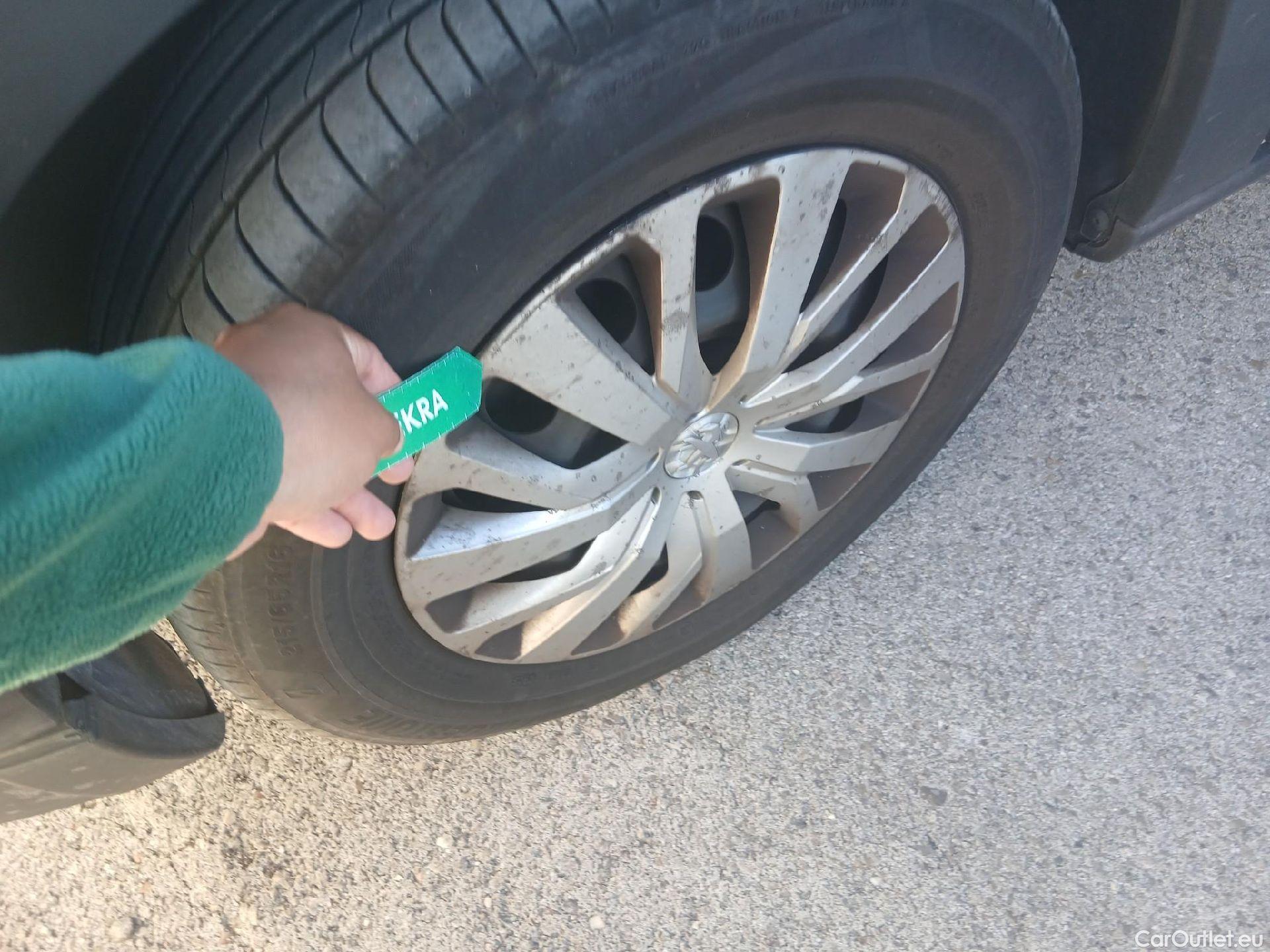  Peugeot  RIFTER PEUGEOT  / 2018 / 4P / combi Active Standard BlueHDi 73kW (IND) #25