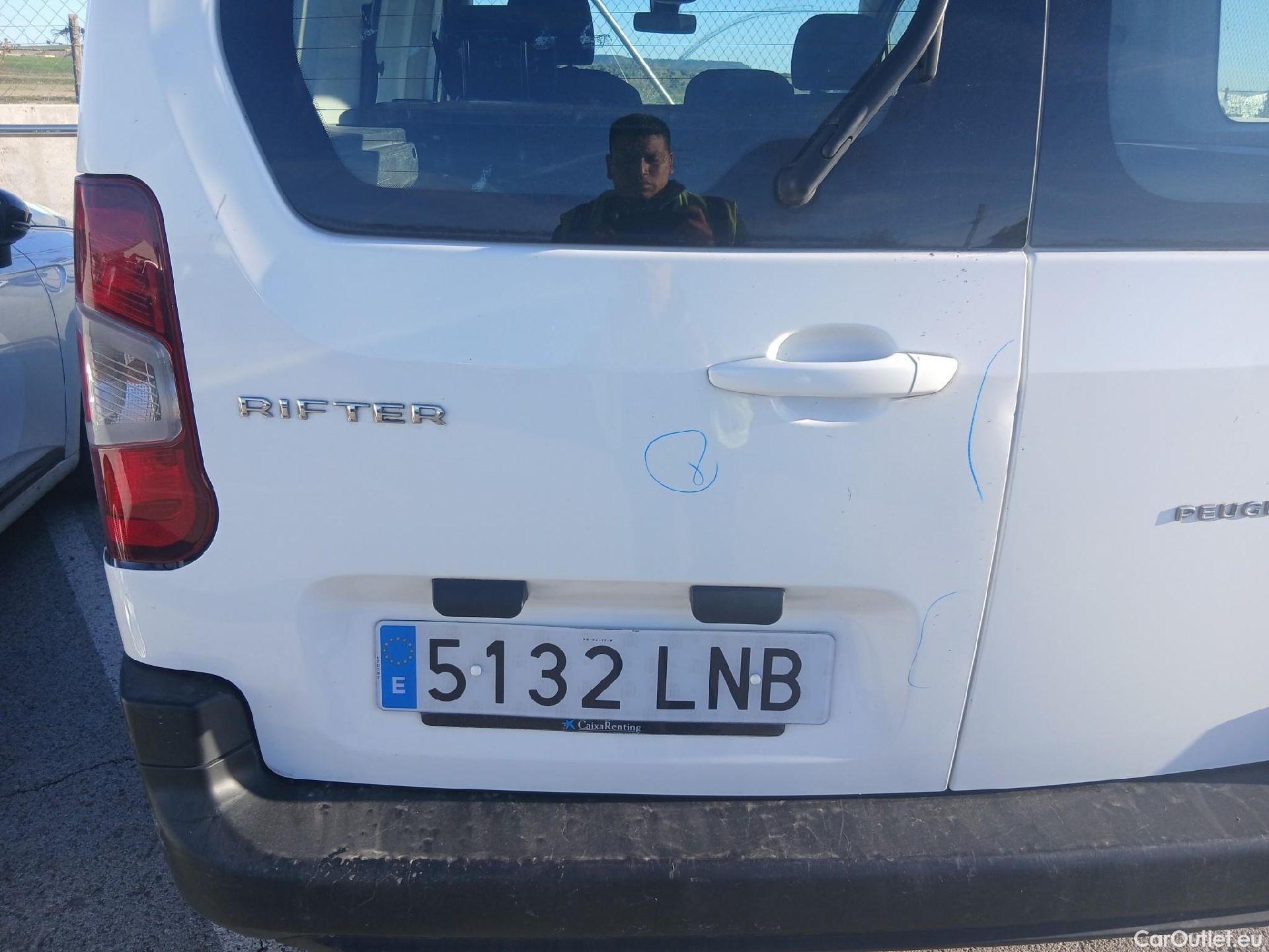  Peugeot  RIFTER PEUGEOT  / 2018 / 4P / combi Active Standard BlueHDi 73kW (IND) #42