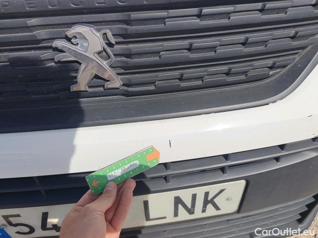  Peugeot  Partner PEUGEOT  / 2018 / 3P / furgón derivado de turismo Pro Standard 600kg BlueHDi 73kW (AC) #50