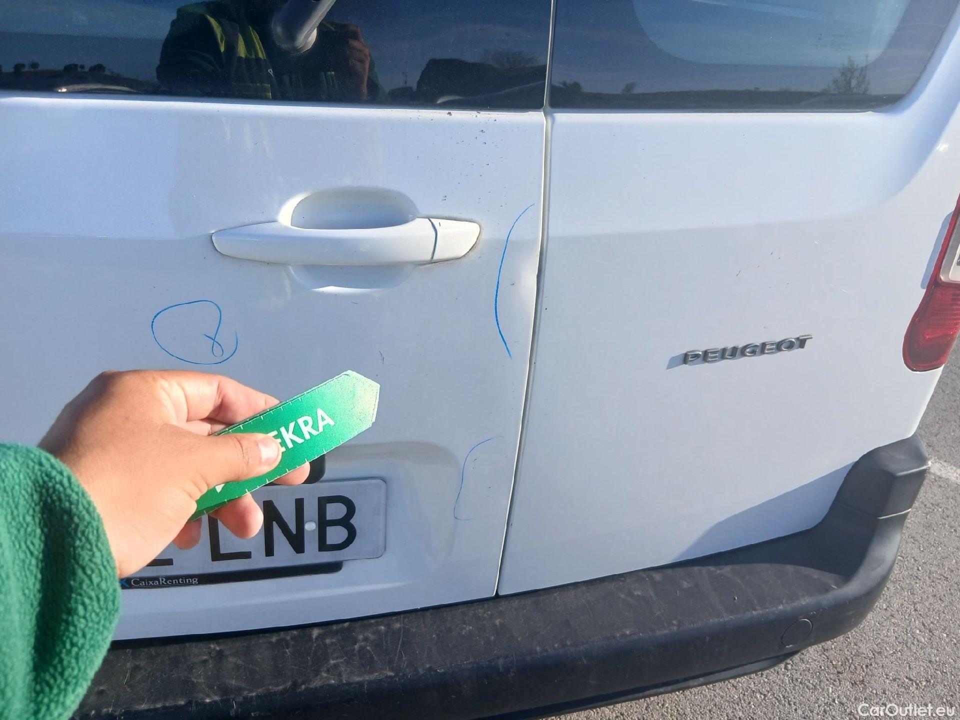  Peugeot  RIFTER PEUGEOT  / 2018 / 4P / combi Active Standard BlueHDi 73kW (IND) #43