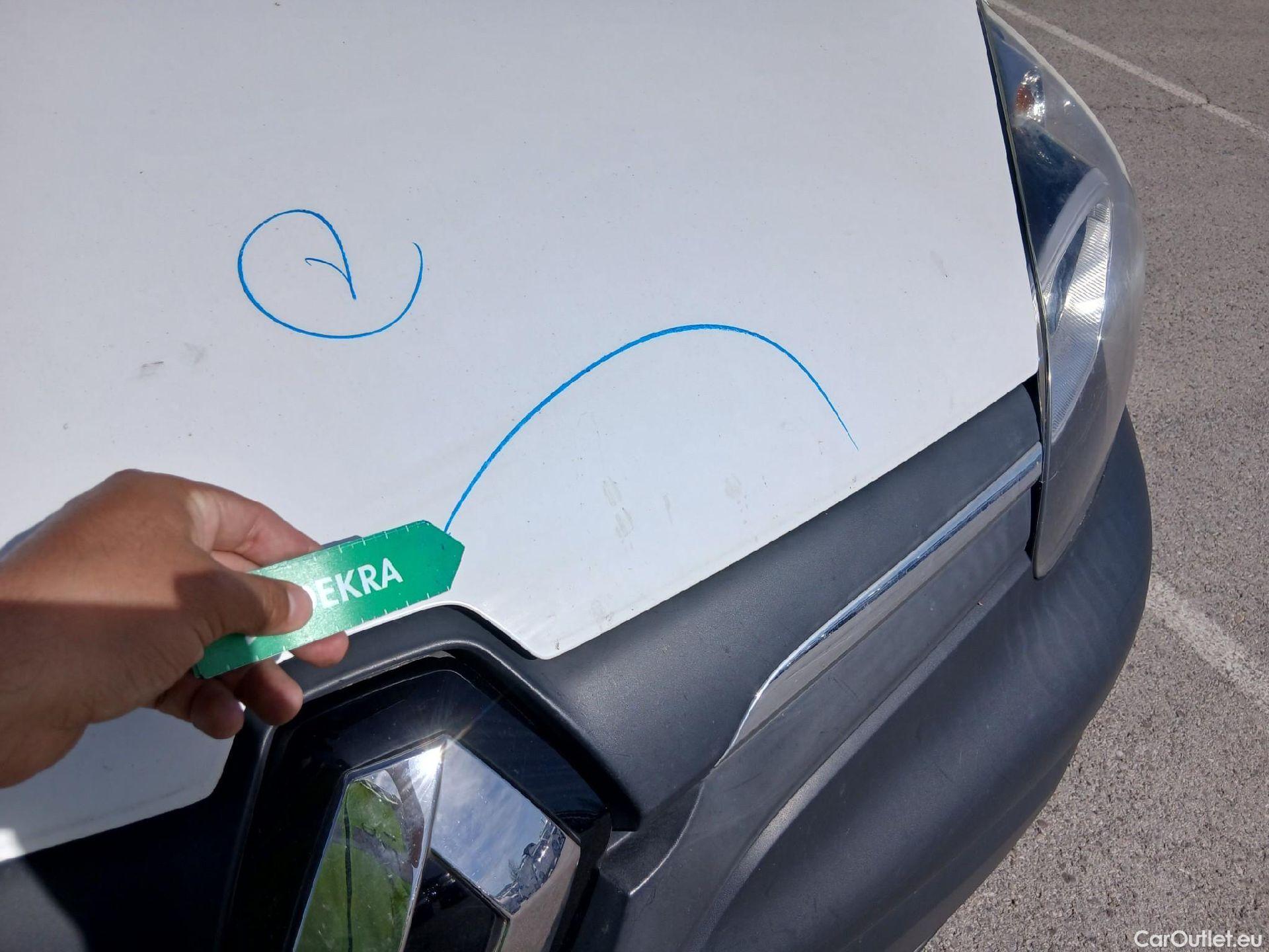  Renault  Kangoo RENAULT  Z.E./2013/3P/furgón derivado de turismo Z.E. #18