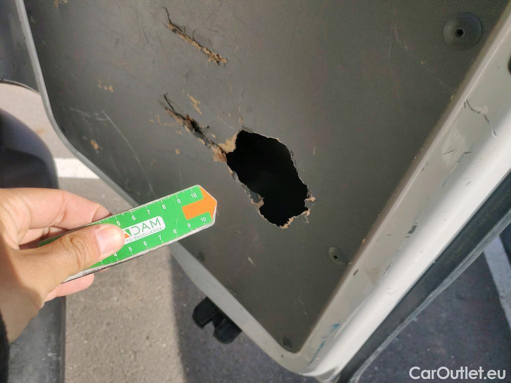  Volkswagen  Transporter  / 2020 / 4P / furgón Furgón Corto TN 2.0 TDI 81kW (110CV) #22