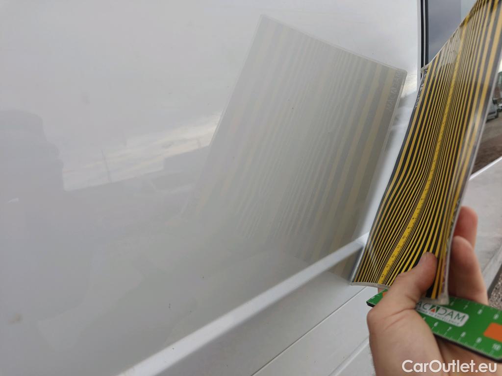  Opel  Vivaro OPEL  / 2019 / 4P / furgón 1.5 D 88kW (120CV) M Std Express M.P. DC #90