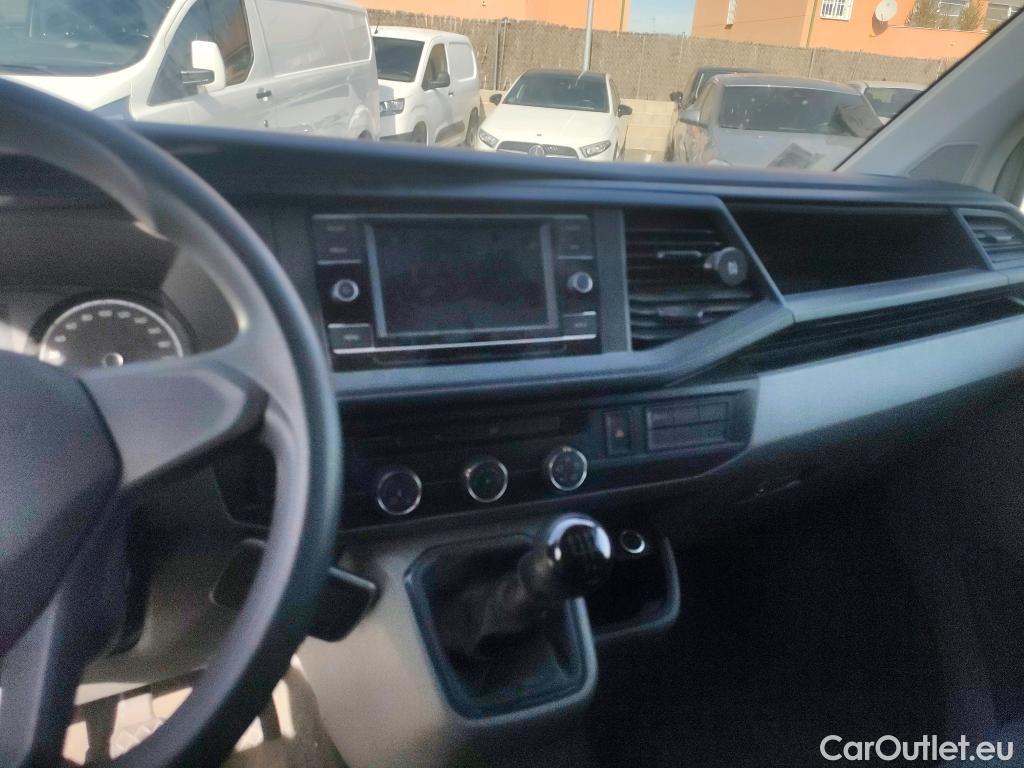  Volkswagen  Transporter  / 2020 / 4P / furgón Furgón Corto TN 2.0 TDI 81kW (110CV) #13