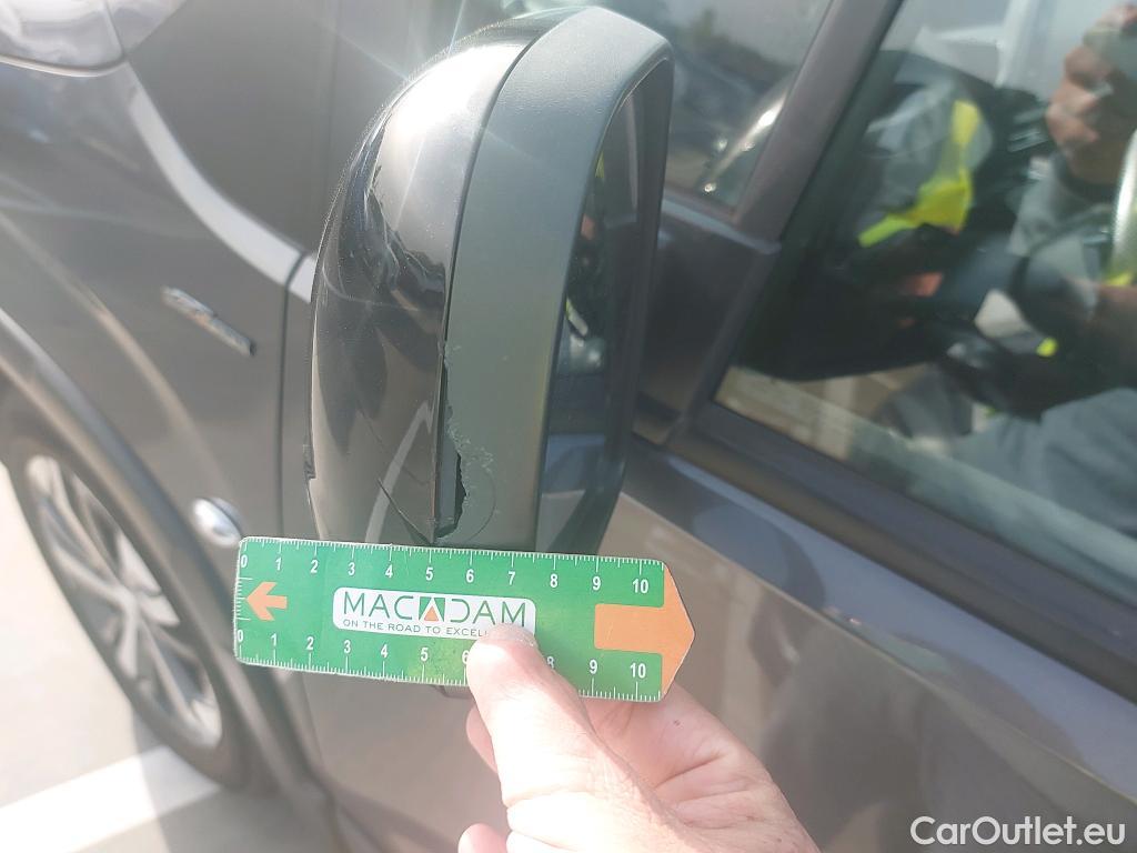  Peugeot  RIFTER PEUGEOT  / 2018 / 5P / monovolumen compacto GT Line Standard BlueHDi 96kW #4