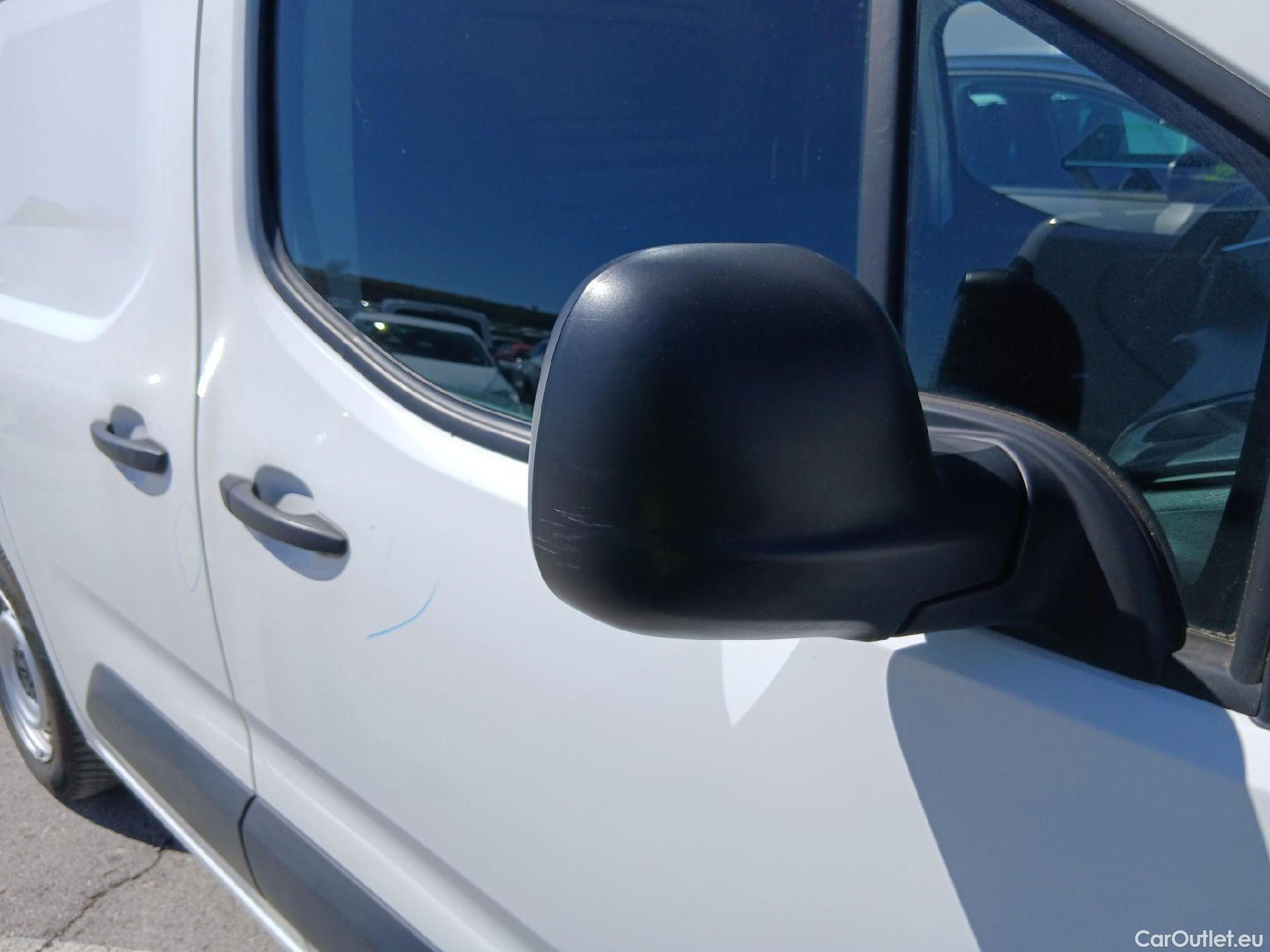  Toyota  Proace TOYOTA  City/2020/4P/furgón derivado de turismo 1.5D 56kW (75CV) GX 650kg Media #38