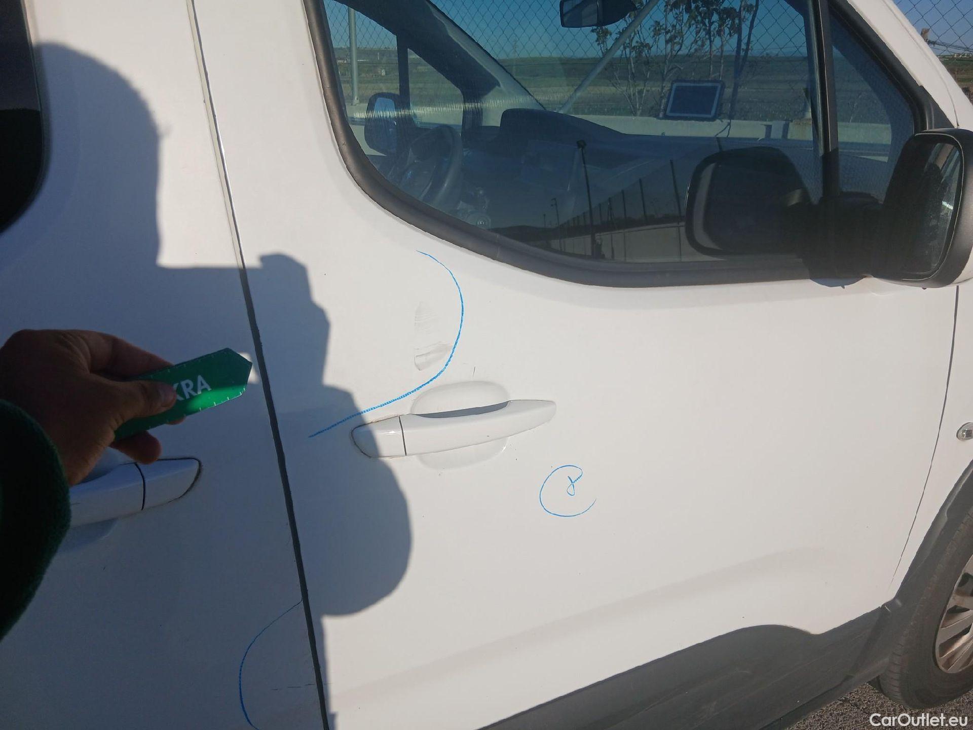  Peugeot  RIFTER PEUGEOT  / 2018 / 4P / combi Active Standard BlueHDi 73kW (IND) #61