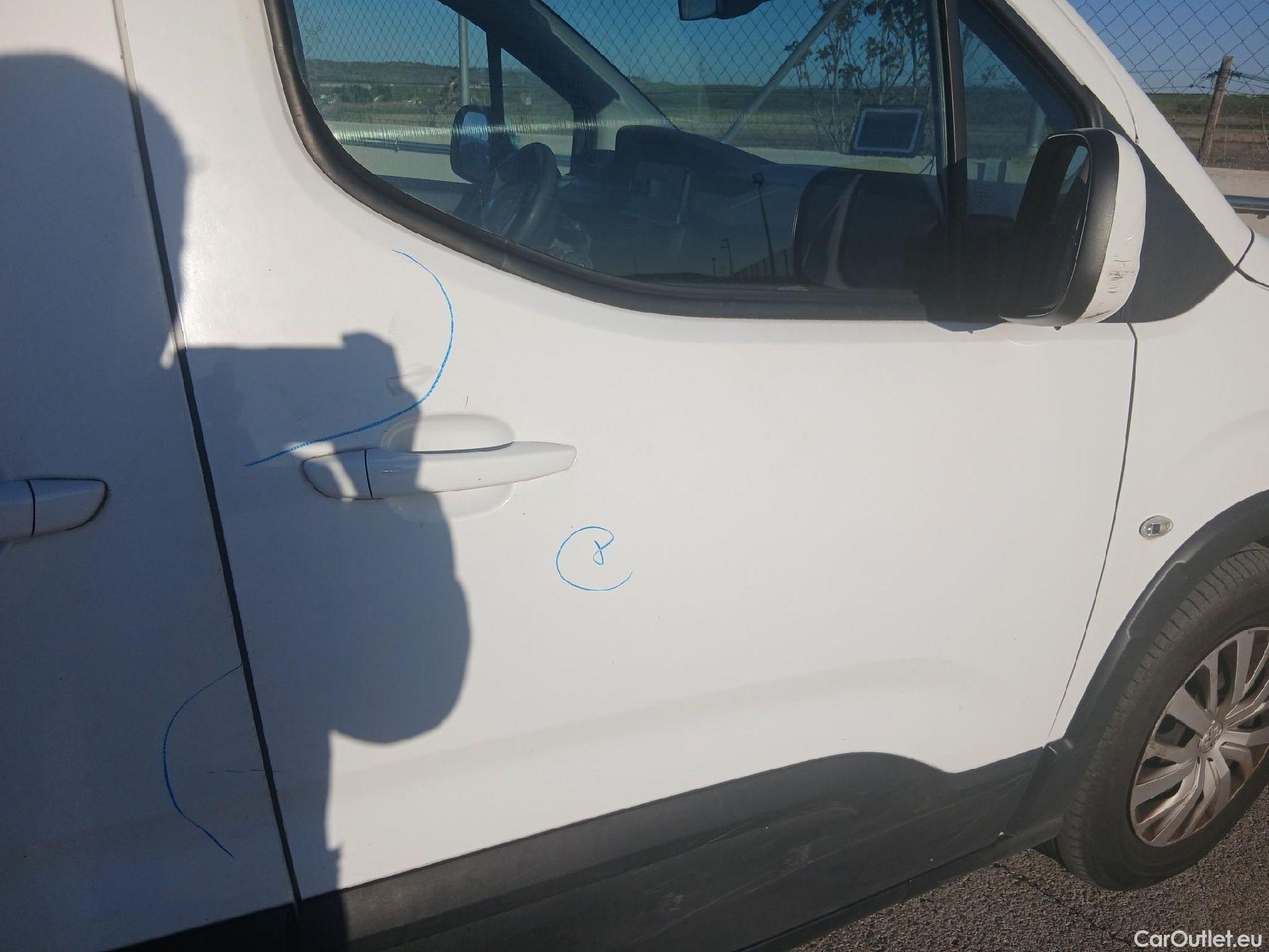  Peugeot  RIFTER PEUGEOT  / 2018 / 4P / combi Active Standard BlueHDi 73kW (IND) #60