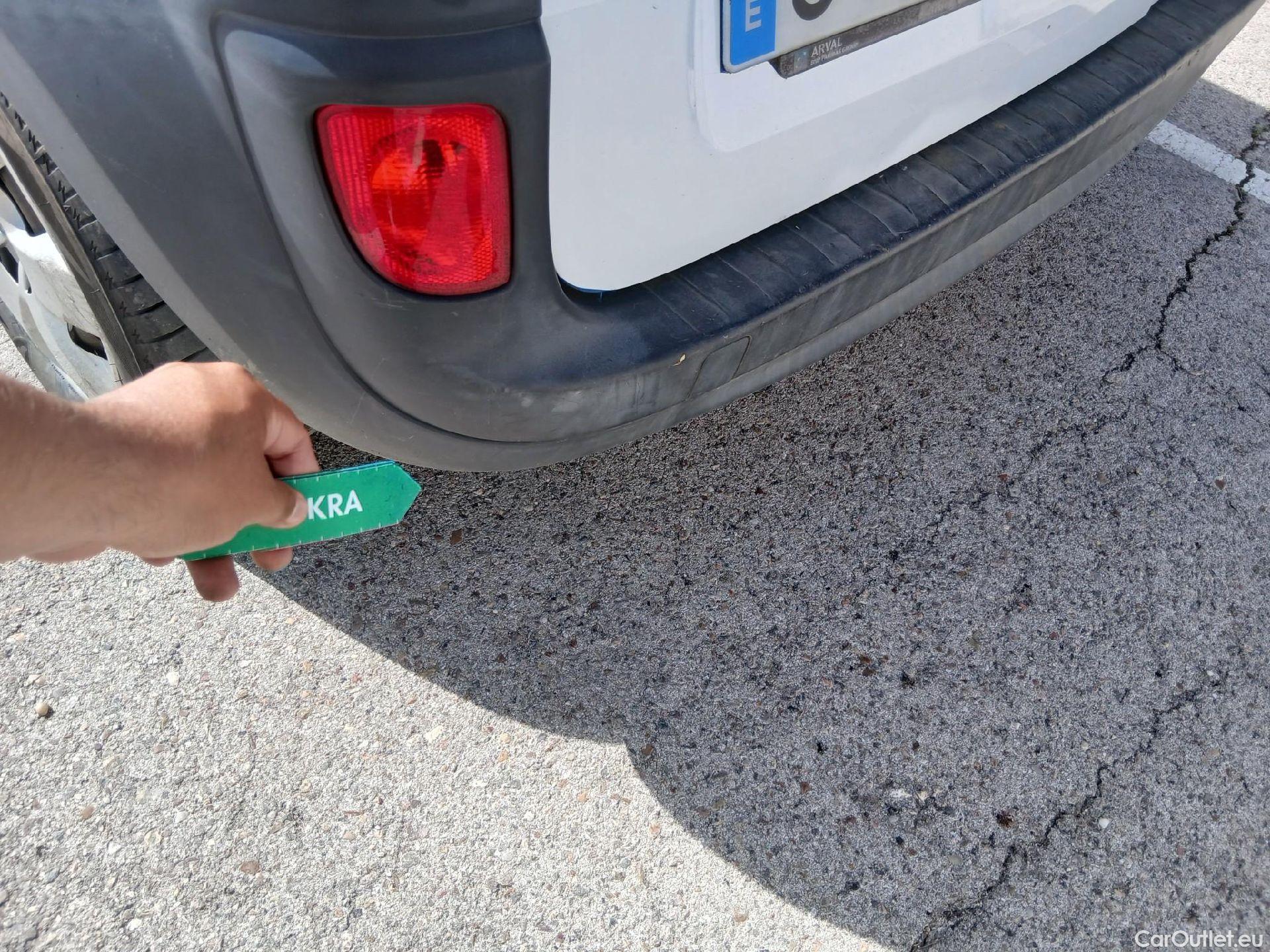  Renault  Kangoo RENAULT  Z.E./2013/3P/furgón derivado de turismo Z.E. #31