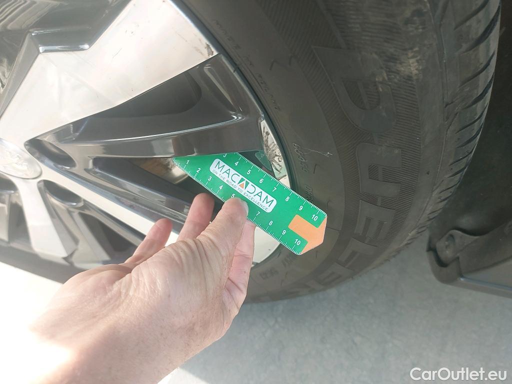  Peugeot  RIFTER PEUGEOT  / 2018 / 5P / monovolumen compacto GT Line Standard BlueHDi 96kW #14