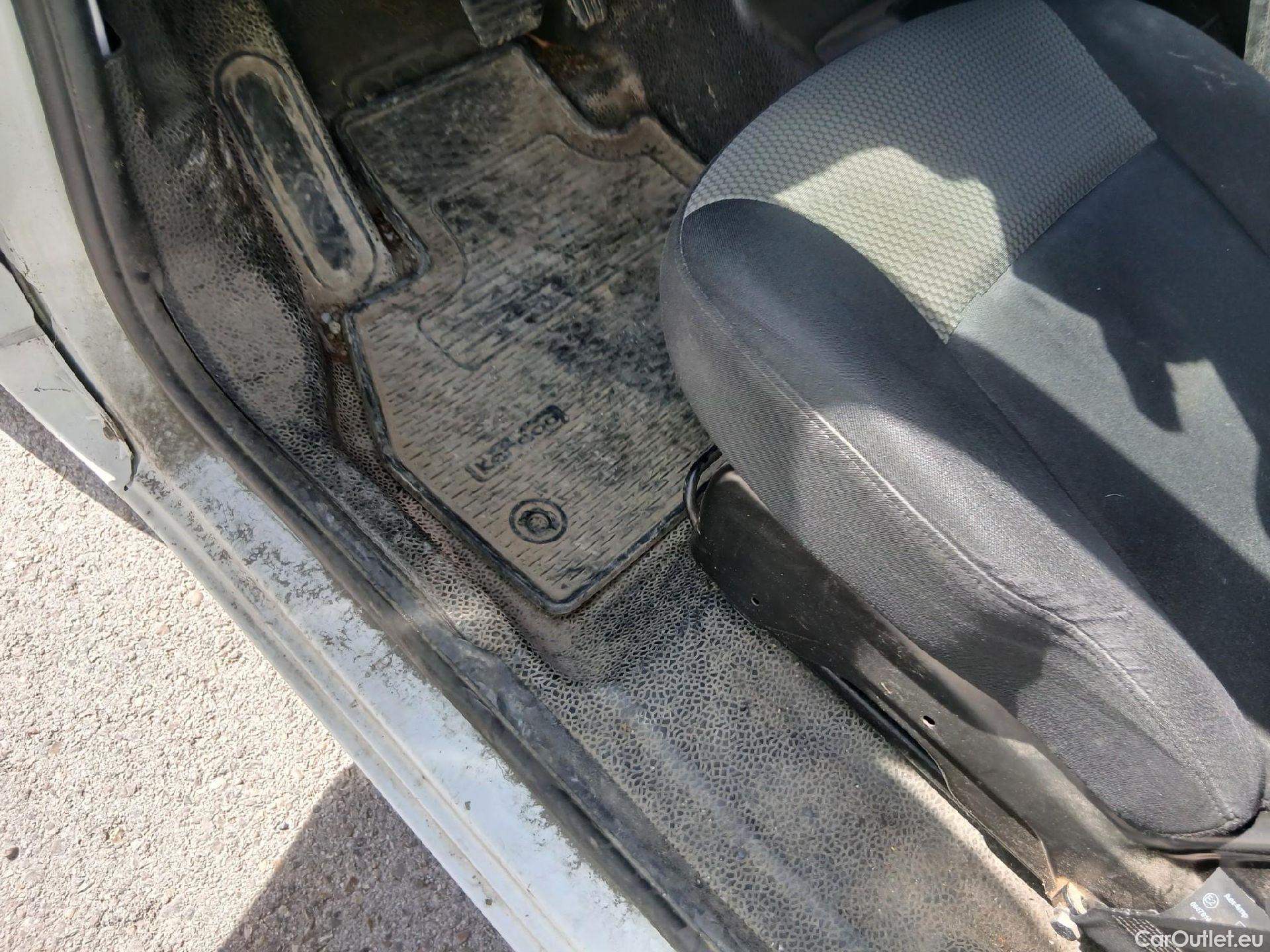  Renault  Kangoo RENAULT  Z.E./2013/3P/furgón derivado de turismo Z.E. #10