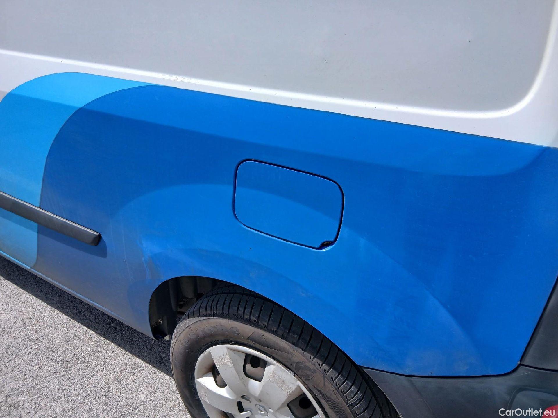  Renault  Kangoo RENAULT  Z.E./2013/3P/furgón derivado de turismo Z.E. #26