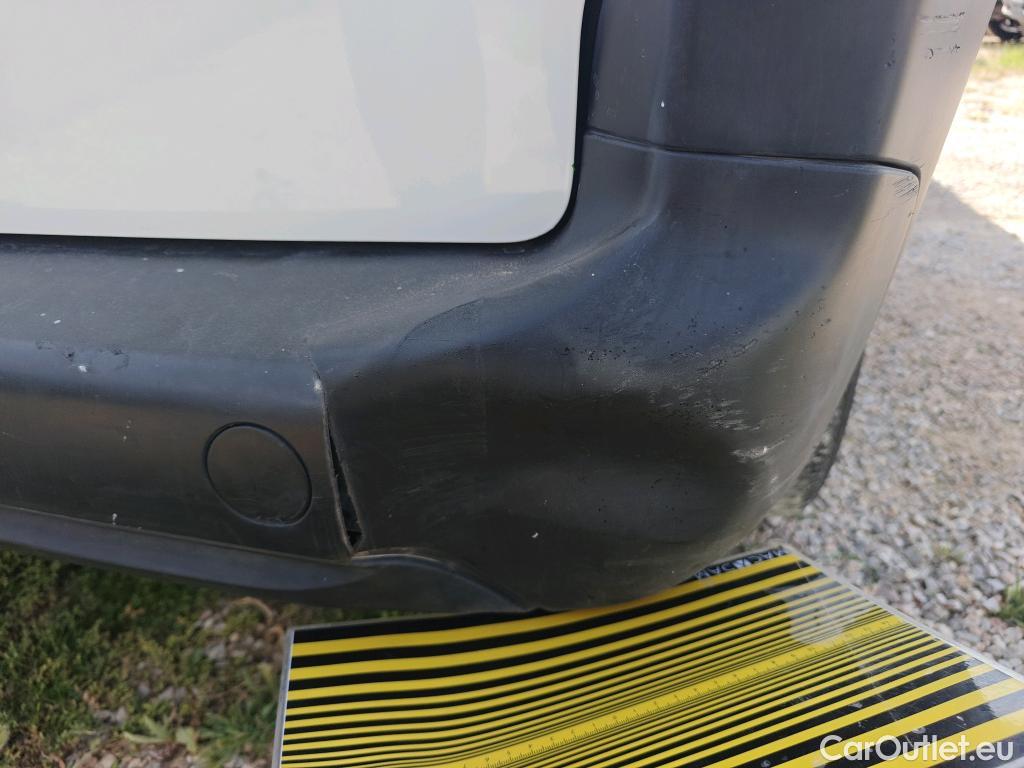  Peugeot  Partner PEUGEOT  / 2018 / 3P / furgón derivado de turismo Pro Standard 600kg BlueHDi 73kW (AC) #35