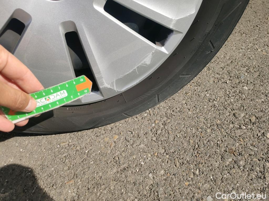  Volkswagen  Transporter  / 2020 / 4P / furgón Furgón Corto TN 2.0 TDI 81kW (110CV) #28