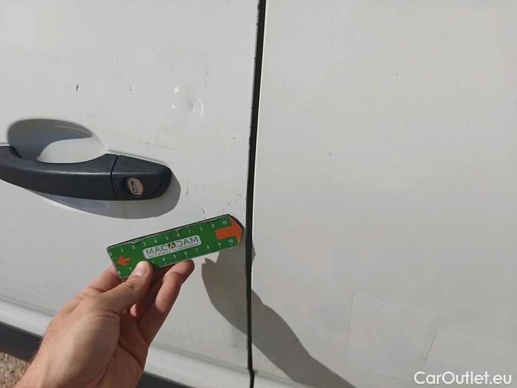  Peugeot  Partner PEUGEOT  / 2018 / 3P / furgón derivado de turismo Pro Standard 600kg BlueHDi 73kW (AC) #22