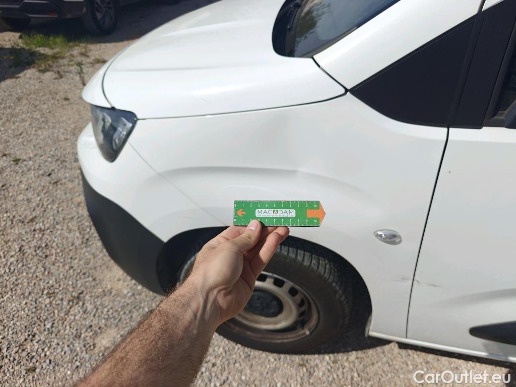  Peugeot  Partner PEUGEOT  / 2018 / 3P / furgón derivado de turismo Pro Standard 600kg BlueHDi 73kW (AC) #37