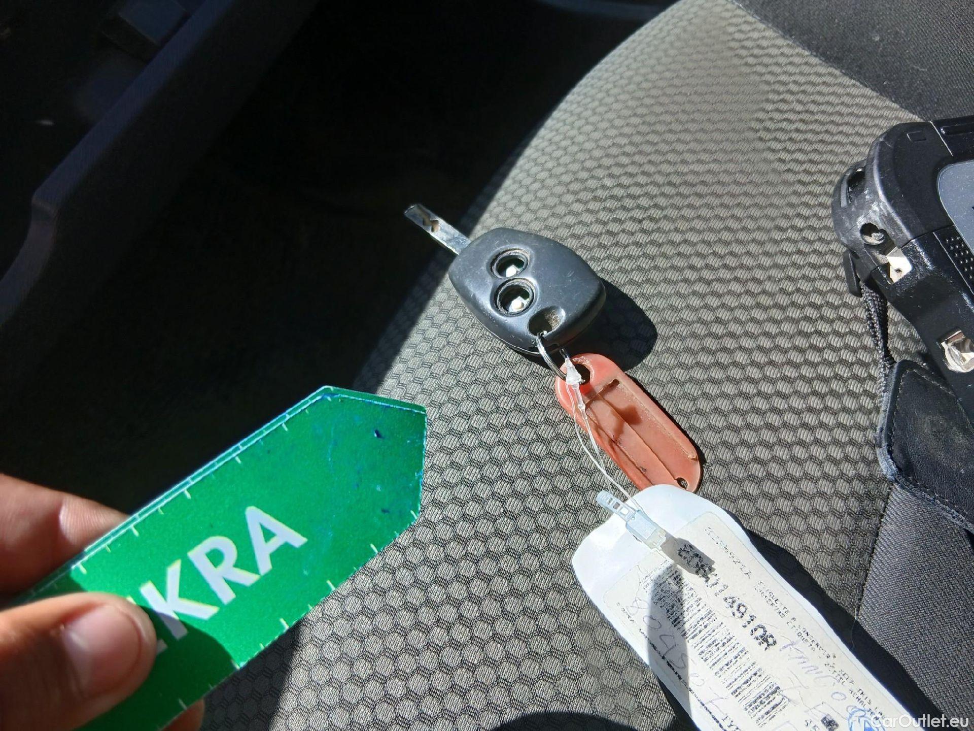  Renault  Kangoo RENAULT  Z.E./2013/3P/furgón derivado de turismo Z.E. #49