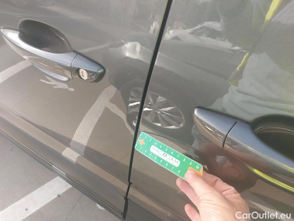  Peugeot  RIFTER PEUGEOT  / 2018 / 5P / monovolumen compacto GT Line Standard BlueHDi 96kW #18