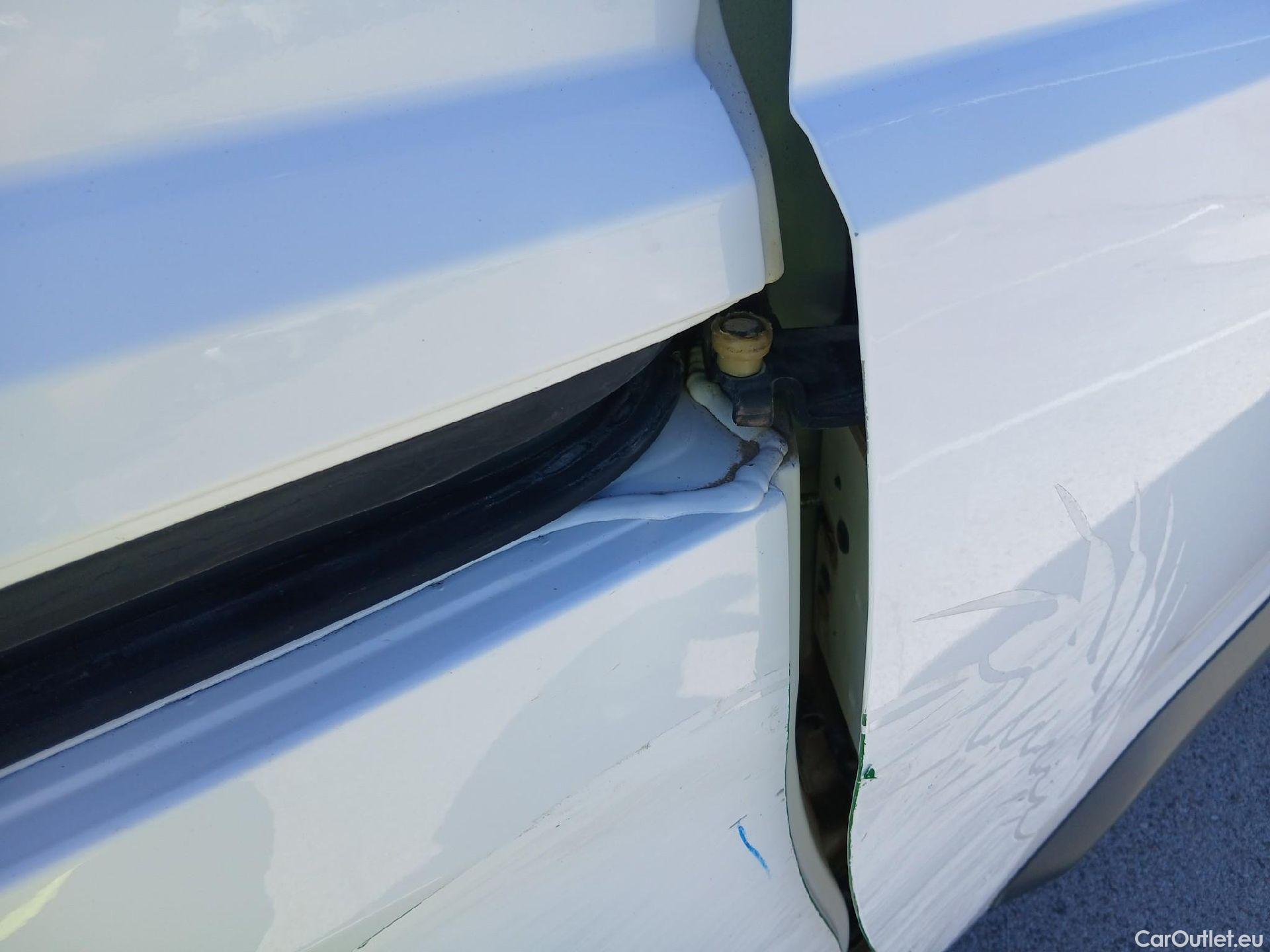  Peugeot  Partner PEUGEOT  / 2018 / 4P / furgón derivado de turismo Premium Standard 600kg BlueHDi 73kW (AC) #29