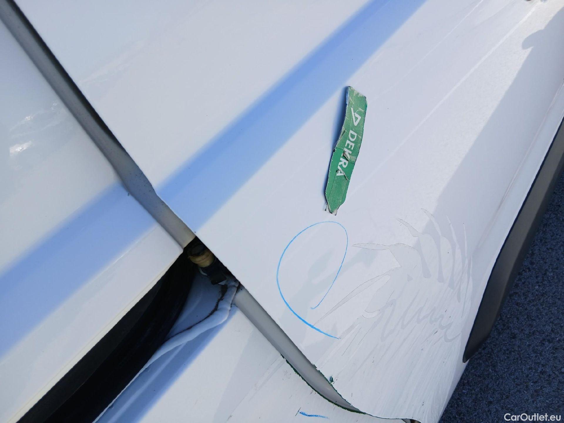  Peugeot  Partner PEUGEOT  / 2018 / 4P / furgón derivado de turismo Premium Standard 600kg BlueHDi 73kW (AC) #31