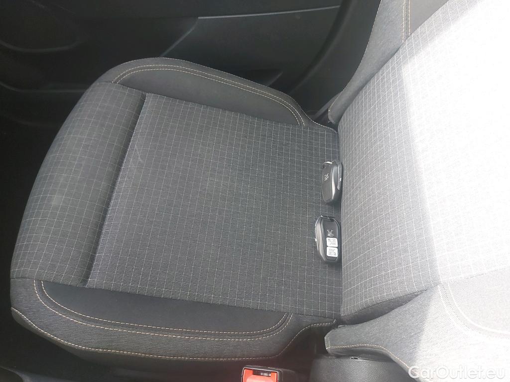  Peugeot  RIFTER PEUGEOT  / 2018 / 5P / monovolumen compacto GT Line Standard BlueHDi 96kW #27