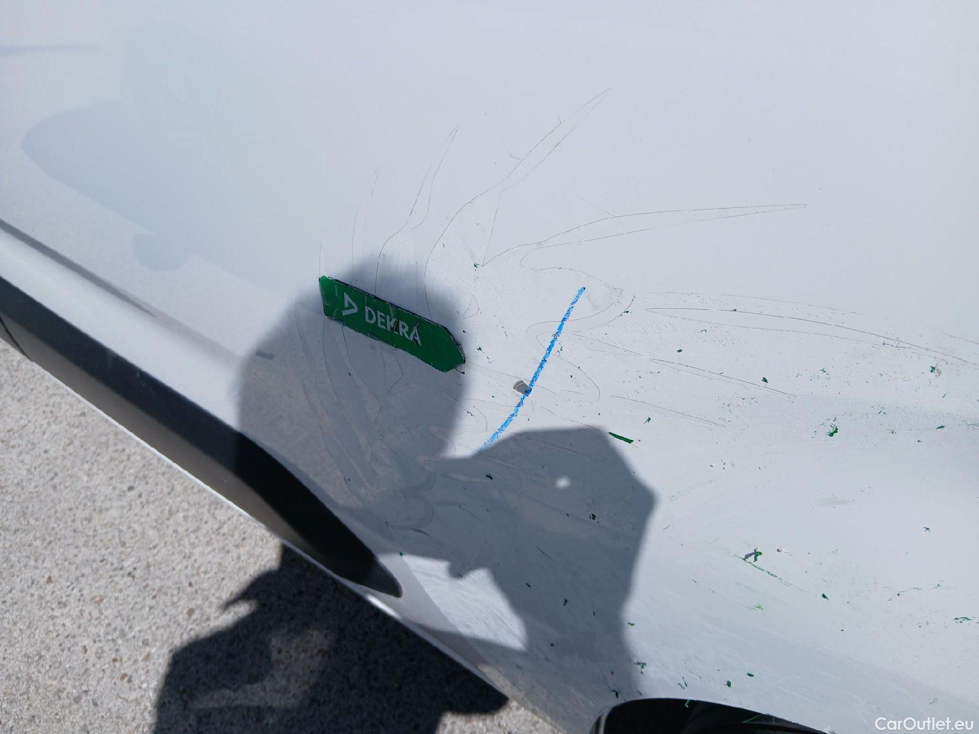  Peugeot  Partner PEUGEOT  / 2018 / 4P / furgón derivado de turismo Premium Standard 600kg BlueHDi 73kW (AC) #16