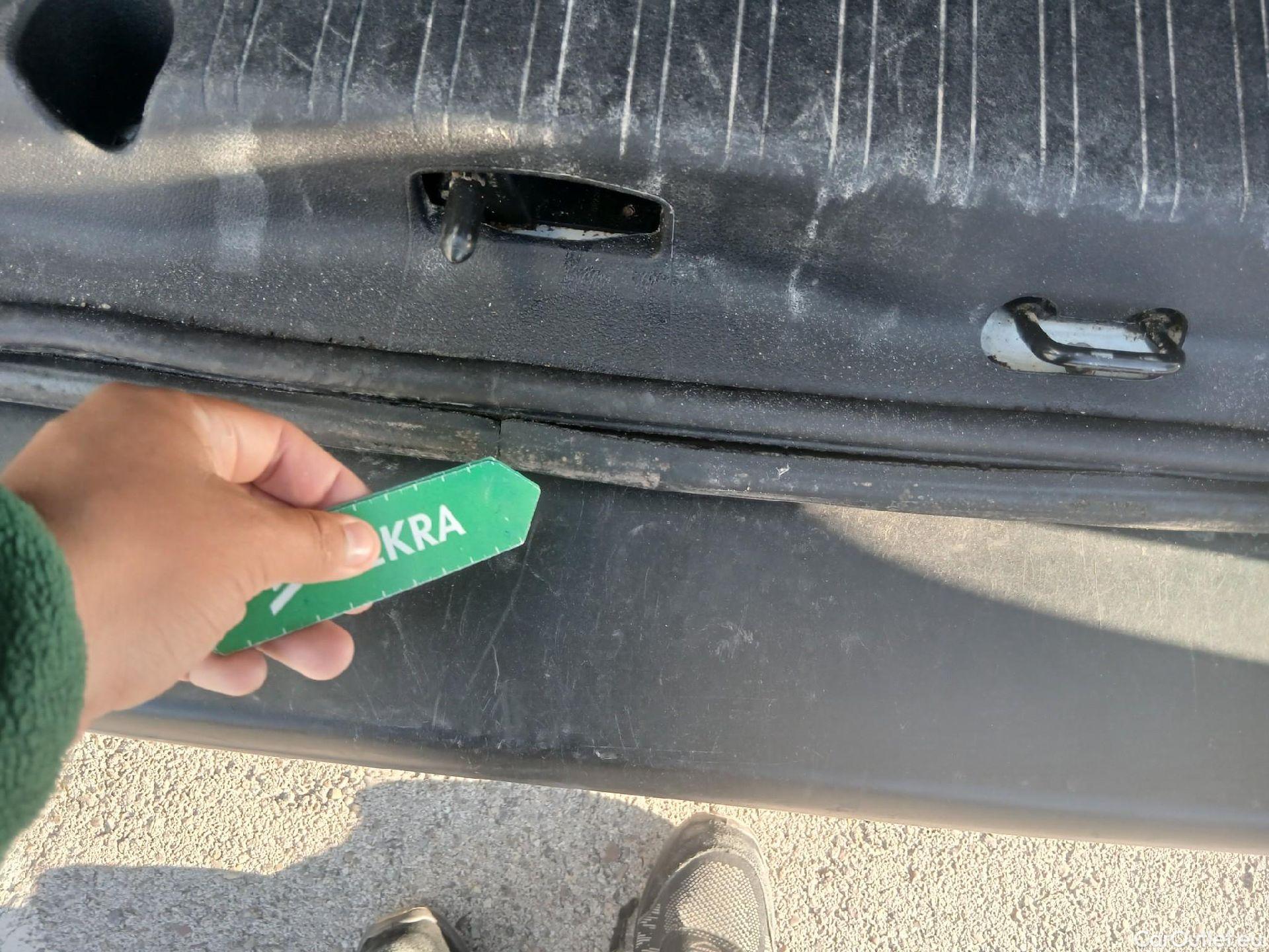  Peugeot  RIFTER PEUGEOT  / 2018 / 4P / combi Active Standard BlueHDi 73kW (IND) #9