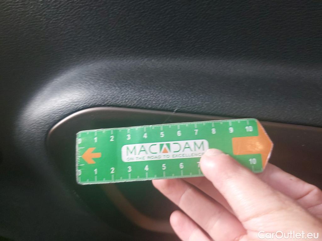  Peugeot  RIFTER PEUGEOT  / 2018 / 5P / monovolumen compacto GT Line Standard BlueHDi 96kW #25