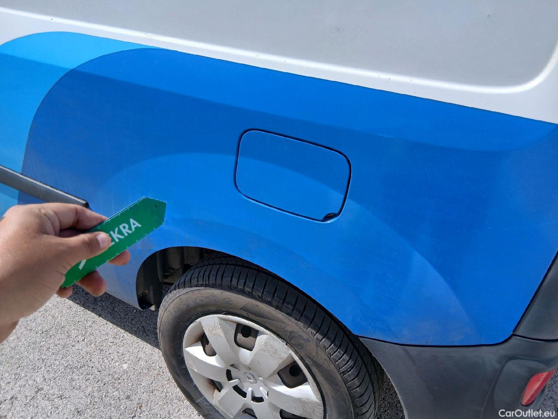  Renault  Kangoo RENAULT  Z.E./2013/3P/furgón derivado de turismo Z.E. #27