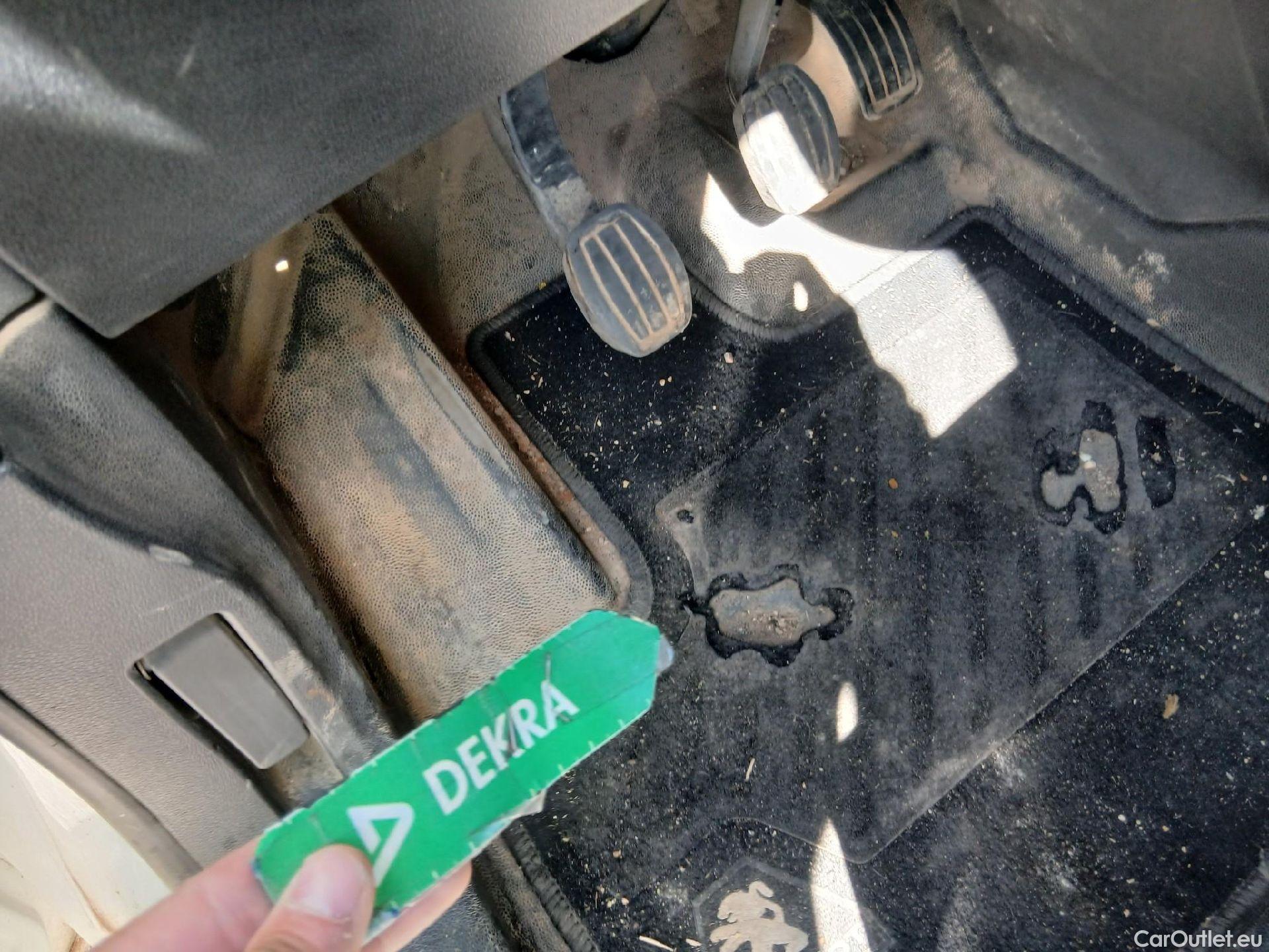  Peugeot  Partner PEUGEOT  / 2018 / 4P / furgón derivado de turismo Premium Standard 600kg BlueHDi 73kW (AC) #14