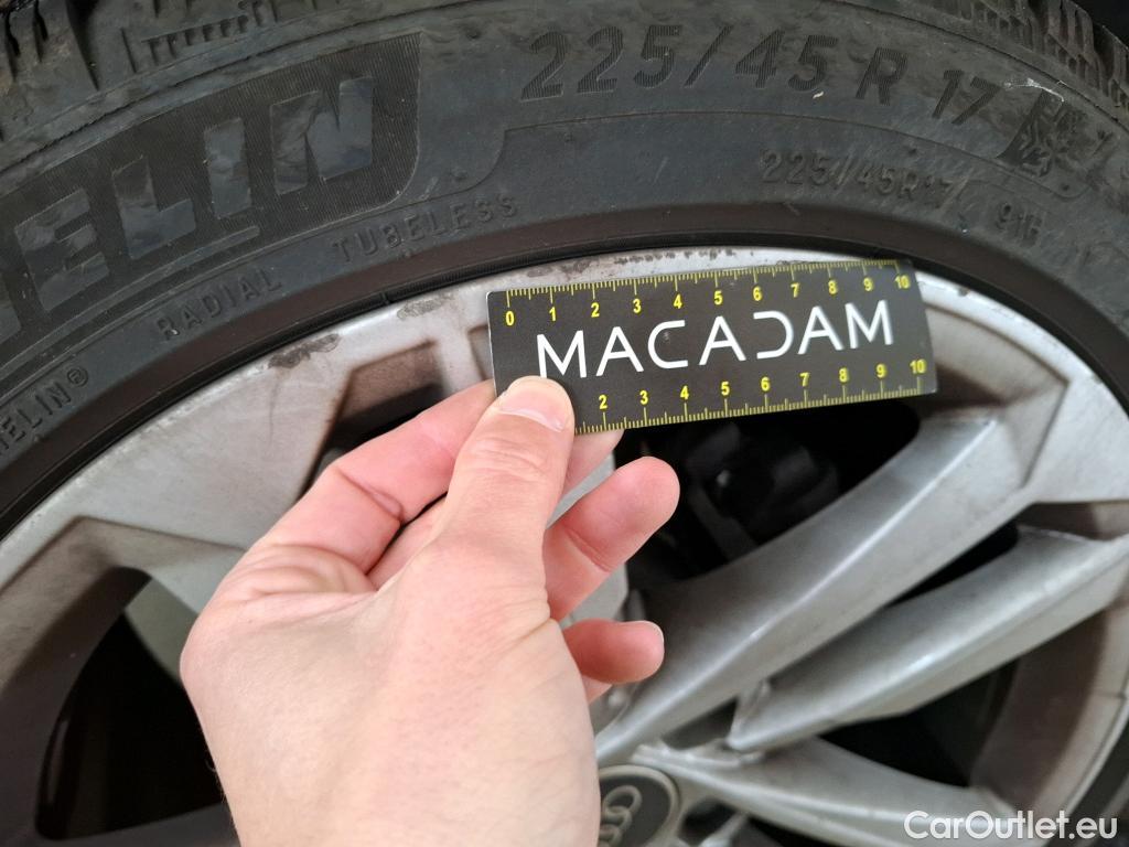  Audi  A3 AUDI  Sportback / 2020 / 5P / Berline 30 TFSI MHEV S Tronic 110 Business Line #32