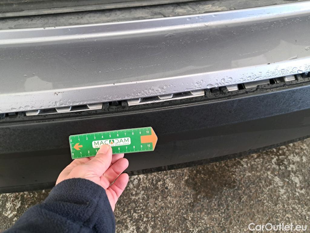  Citroen  C4  Berline Feel 1.5 BlueHDI 110CV BVM6 E6d #8