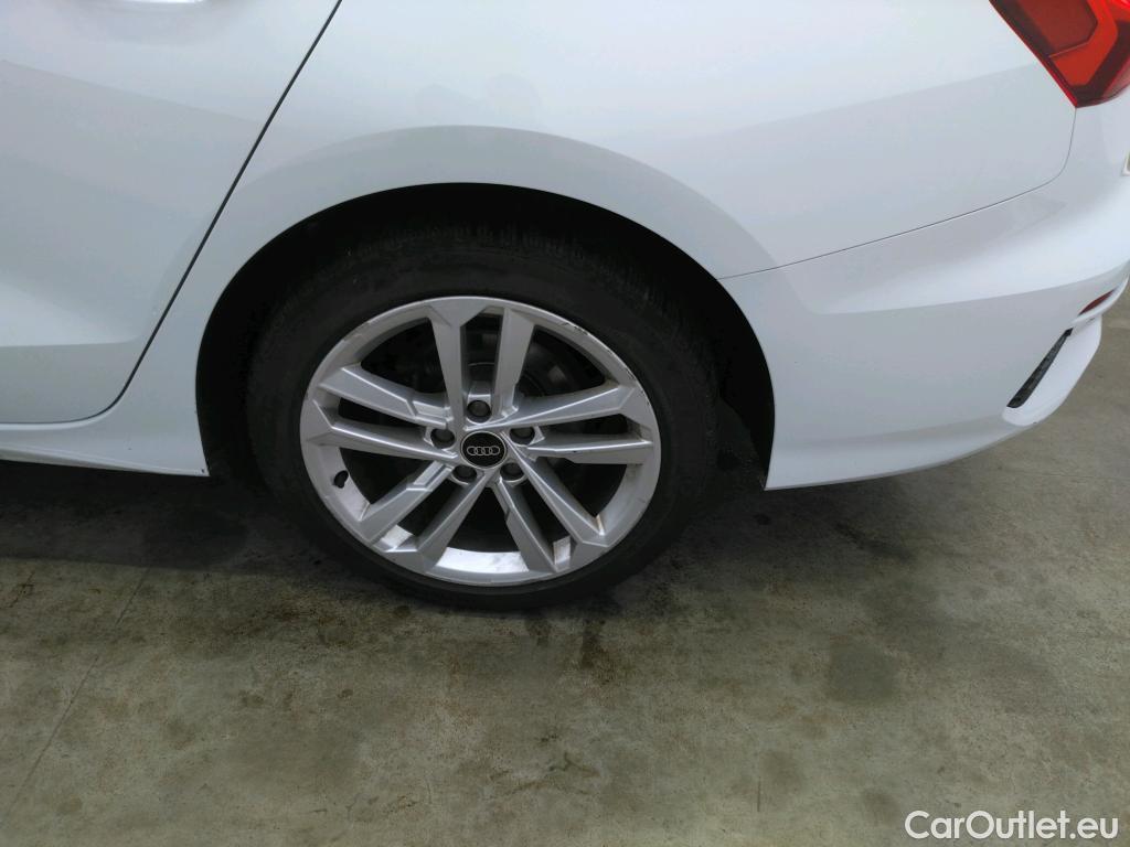  Audi  A3 AUDI  Berline / 2020 / 4P / Berline 35 TFSI 150 MHEV S Tronic Business Line #25