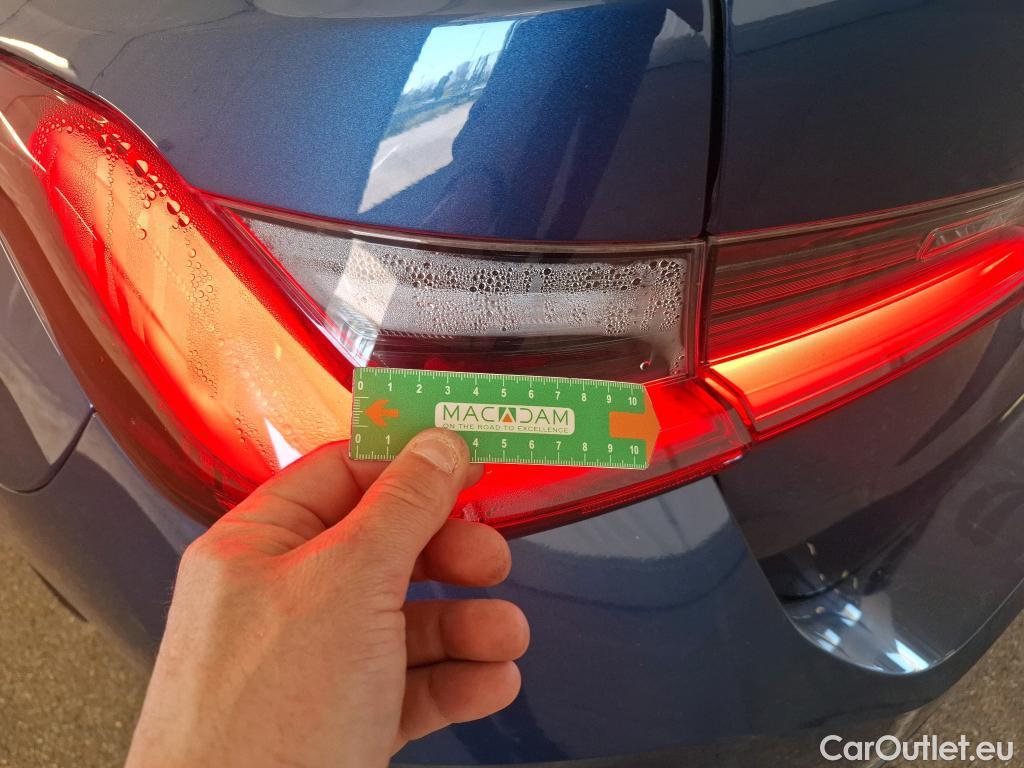  Bmw  Serie 3 BMW Série 3 Touring / 2022 / 5P / Break 316d 122ch Business Design BVA8 #44