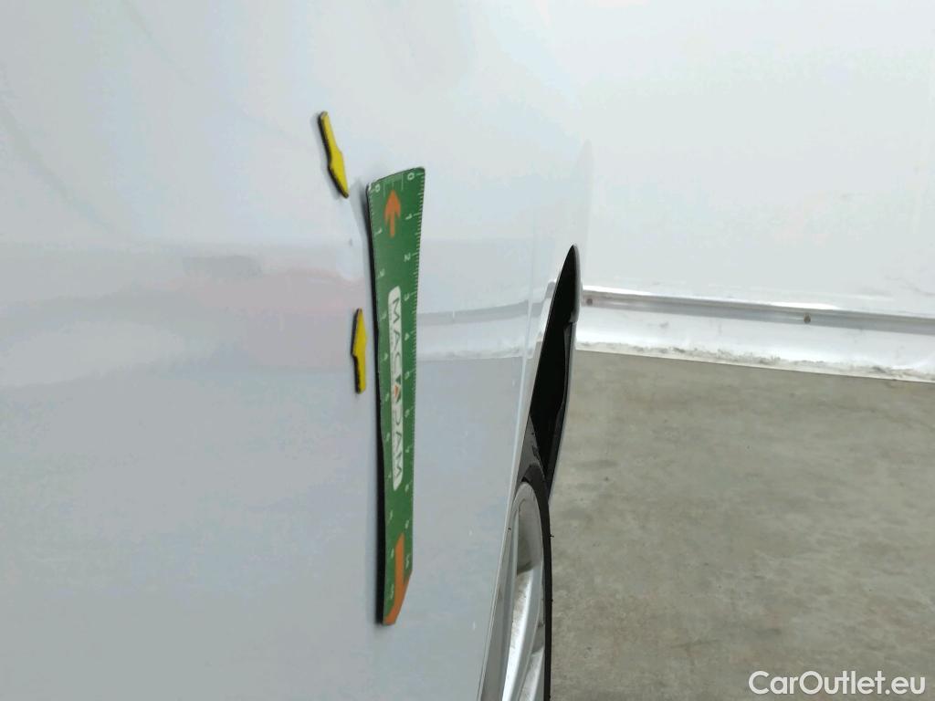  Audi  A3 AUDI  Berline / 2020 / 4P / Berline 35 TFSI 150 MHEV S Tronic Business Line #46