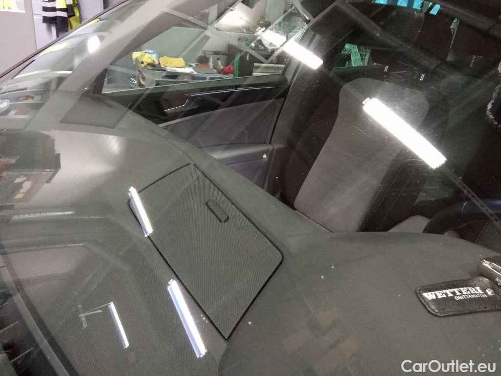  Volkswagen  Tiguan  eHyb 180 Style Aut #2