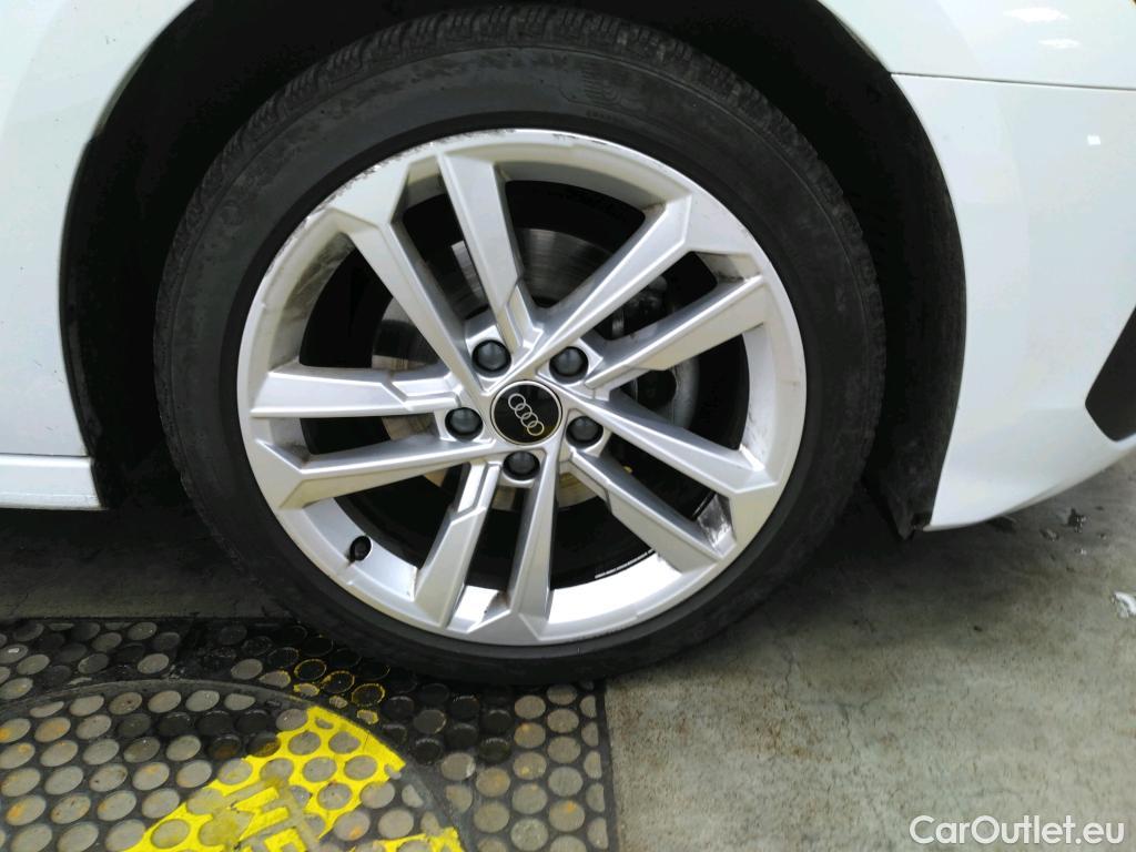  Audi  A3 AUDI  Berline / 2020 / 4P / Berline 35 TFSI 150 MHEV S Tronic Business Line #21