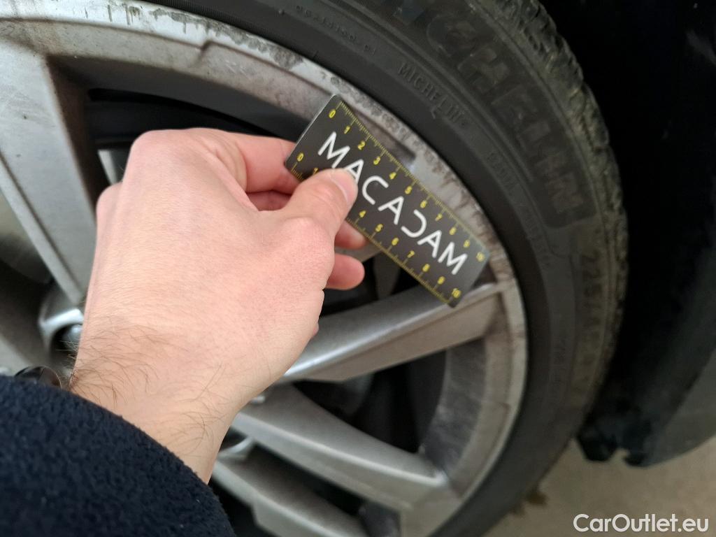  Audi  A3 AUDI  Sportback / 2020 / 5P / Berline 30 TFSI MHEV S Tronic 110 Business Line #40