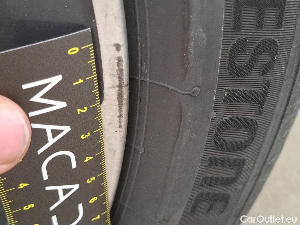  Bmw  Serie 1 Série 1 Berline 116 d Lounge 1.5 115CV BVM6 E6d #19