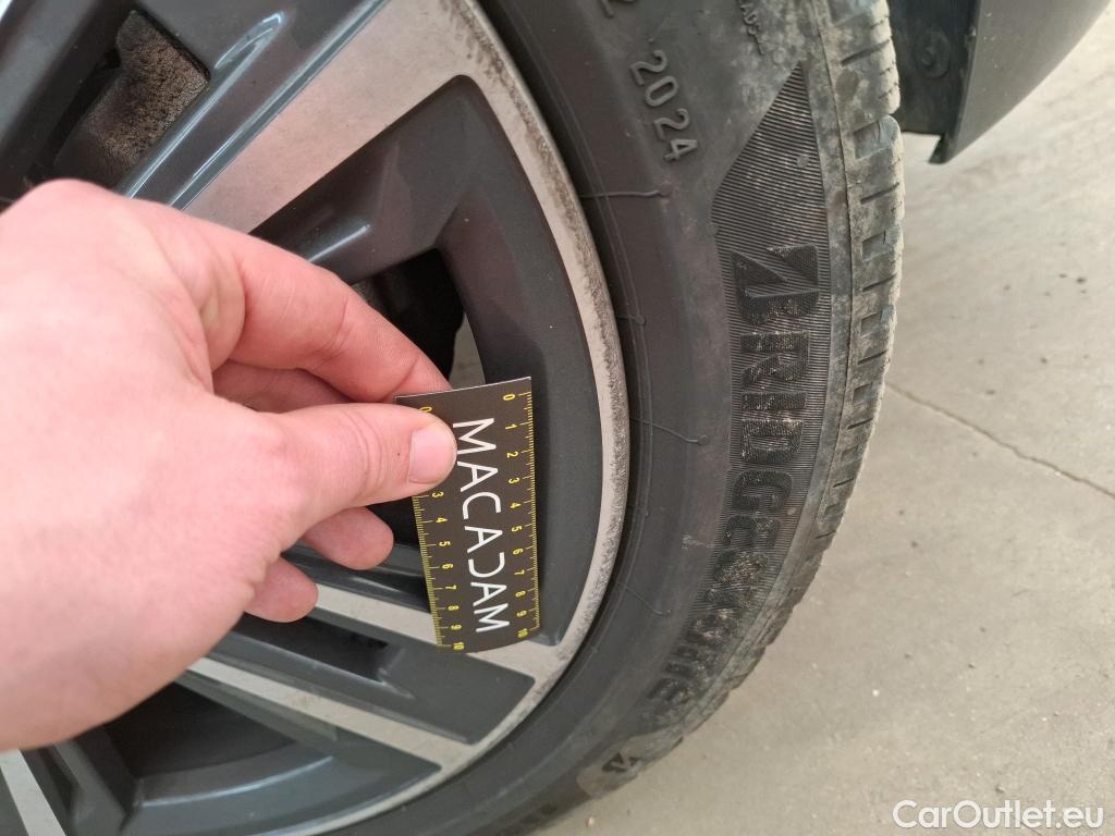  Bmw  Serie 1 Série 1 Berline 116 d Lounge 1.5 115CV BVM6 E6d #24