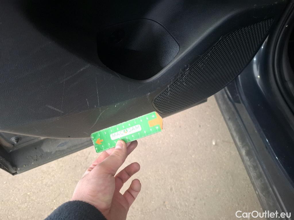  Hyundai  Tucson HYUNDAI  / 2020 / 5P / SUV 1.6 CRDI 136 DCT-7 HYBRID 48V CREATIVE #22