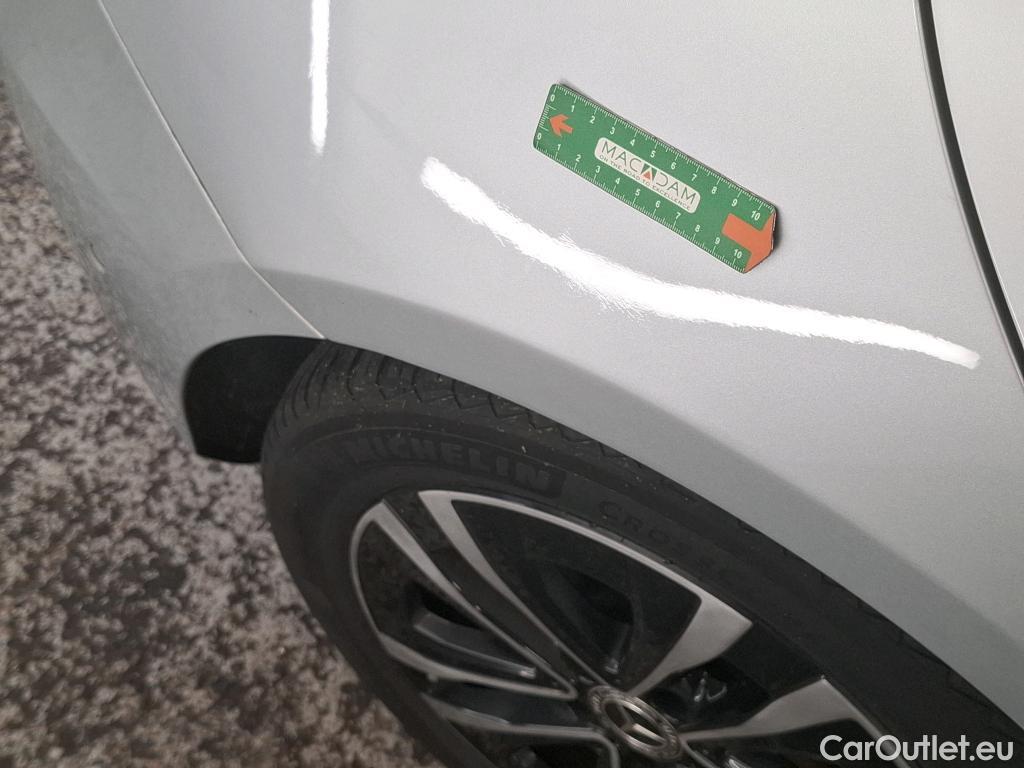  Mercedes  A-Klasse MERCEDES-BENZ Classe A Compact / 2022 / 5P / Berline A 180 d Business Line 8G-DCT #10