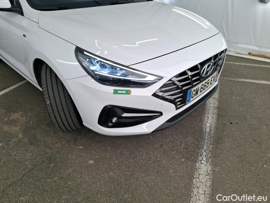  Hyundai  i30 HYUNDAI  Sport Wagon  2020  5P  Break 10 TGDI 120 MHEV IMT CREATIVE SW #1