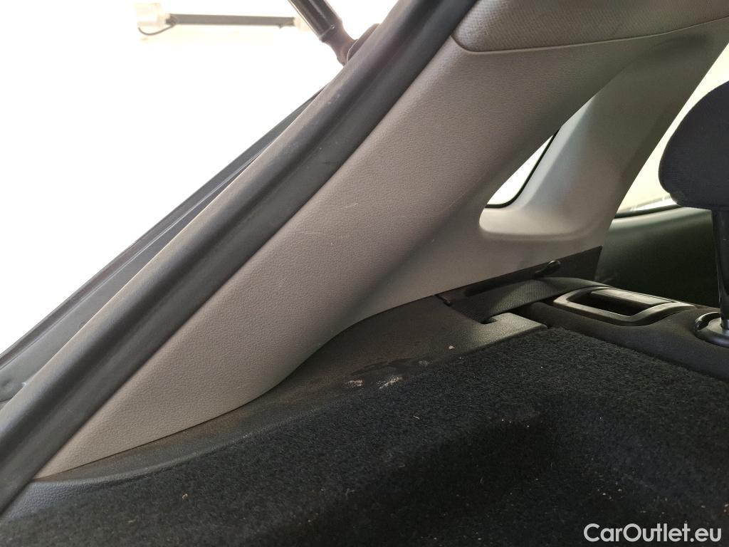  Hyundai  Konna HYUNDAI Kona / 2020 / 5P / SUV 1.6 CRDI 136 HYBRID 48V DCT-7 BUSINESS #30