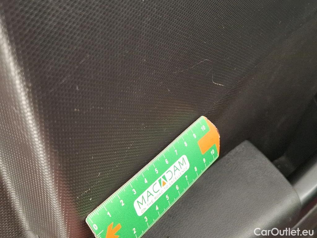  Hyundai  Konna Kona Creative 2WD 1.6 CRDi 135CV BVA7 E6dT #32