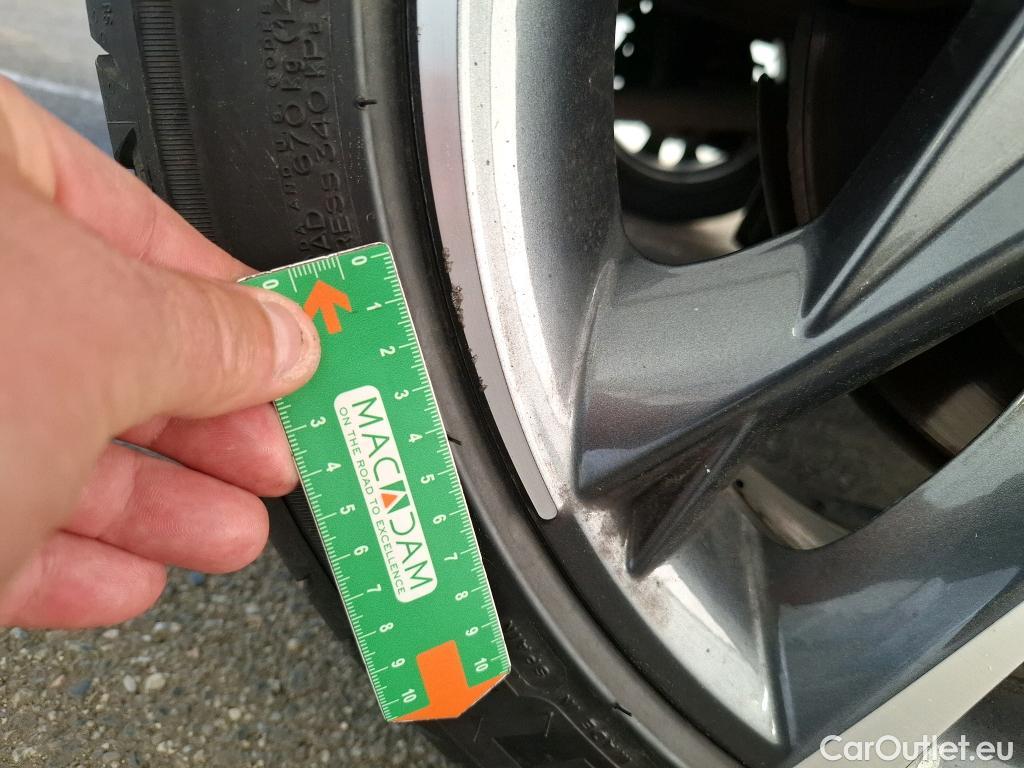  Hyundai  i30 HYUNDAI  Sport Wagon  2020  5P  Break 10 TGDI 120 MHEV IMT CREATIVE SW #26