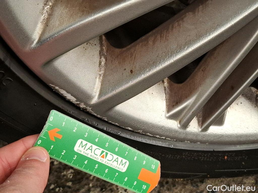  Hyundai  Konna Kona Creative 2WD 1.6 CRDi 135CV BVA7 E6dT #25